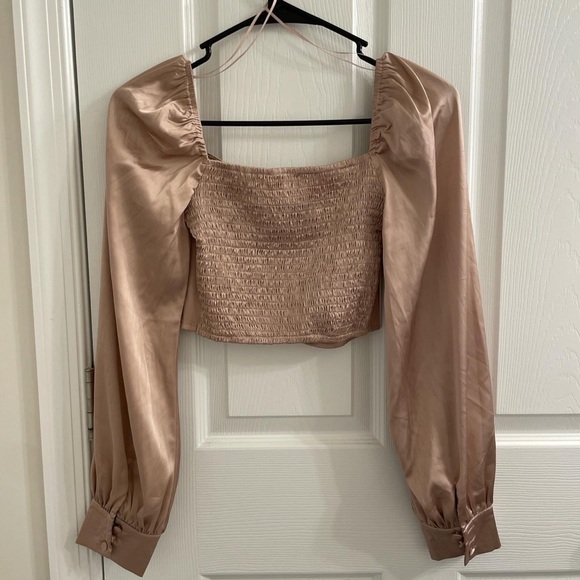 Satin Long Sleeve Ruched Top - Picture 3 of 4